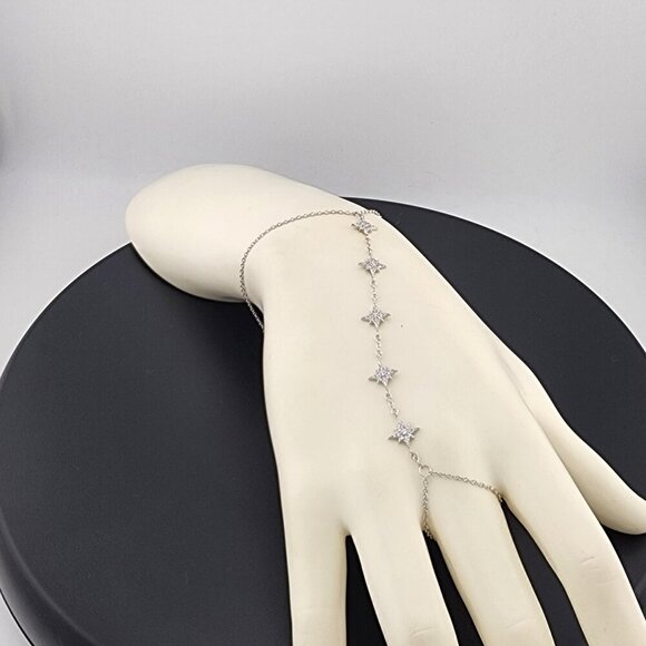 Sterling Silver 925 Hand Chain Bracelet with Ring – Star Design - Picture 2 of 9